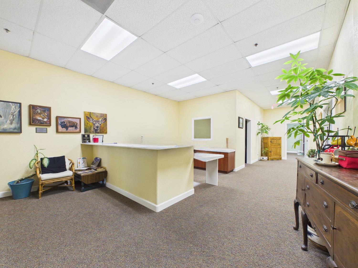 40315 Junction Dr, Oakhurst, CA 93644