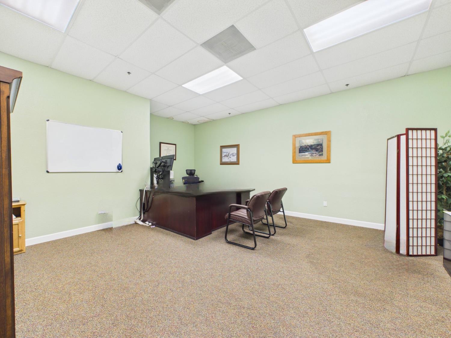 40315 Junction Dr, Oakhurst, CA 93644