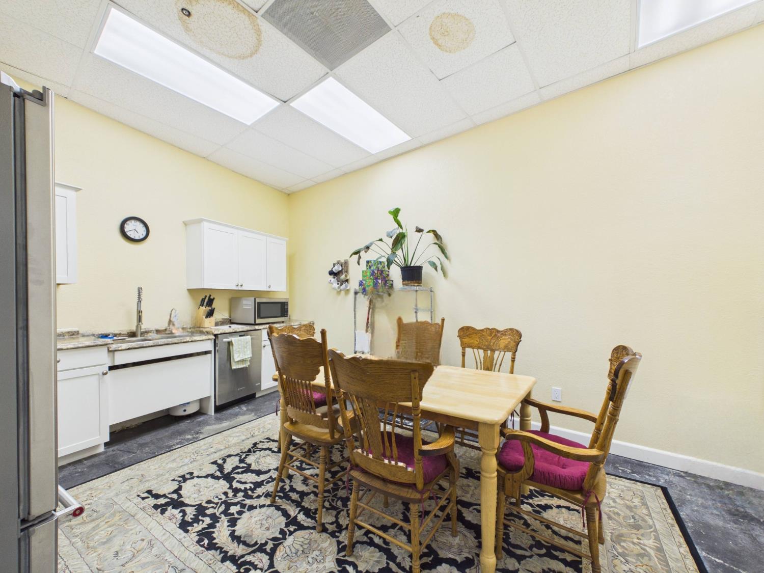 40315 Junction Dr, Oakhurst, CA 93644