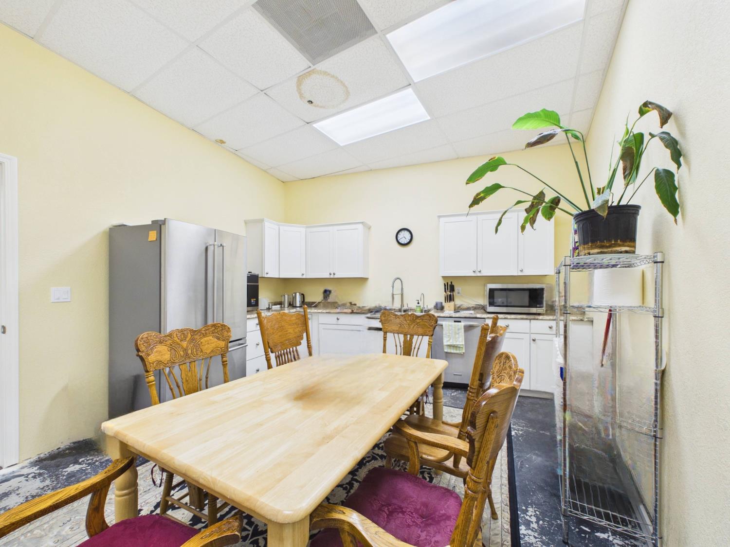 40315 Junction Dr, Oakhurst, CA 93644