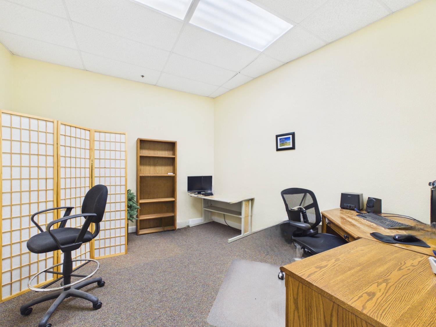40315 Junction Dr, Oakhurst, CA 93644