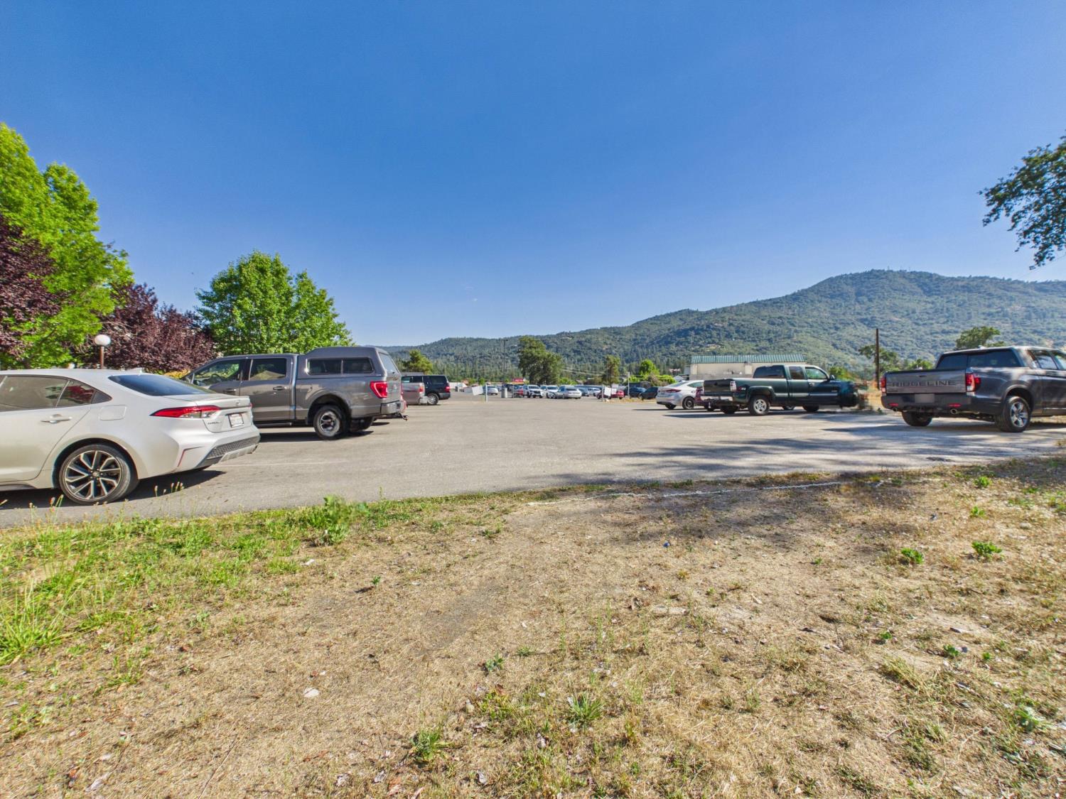 40315 Junction Dr, Oakhurst, CA 93644