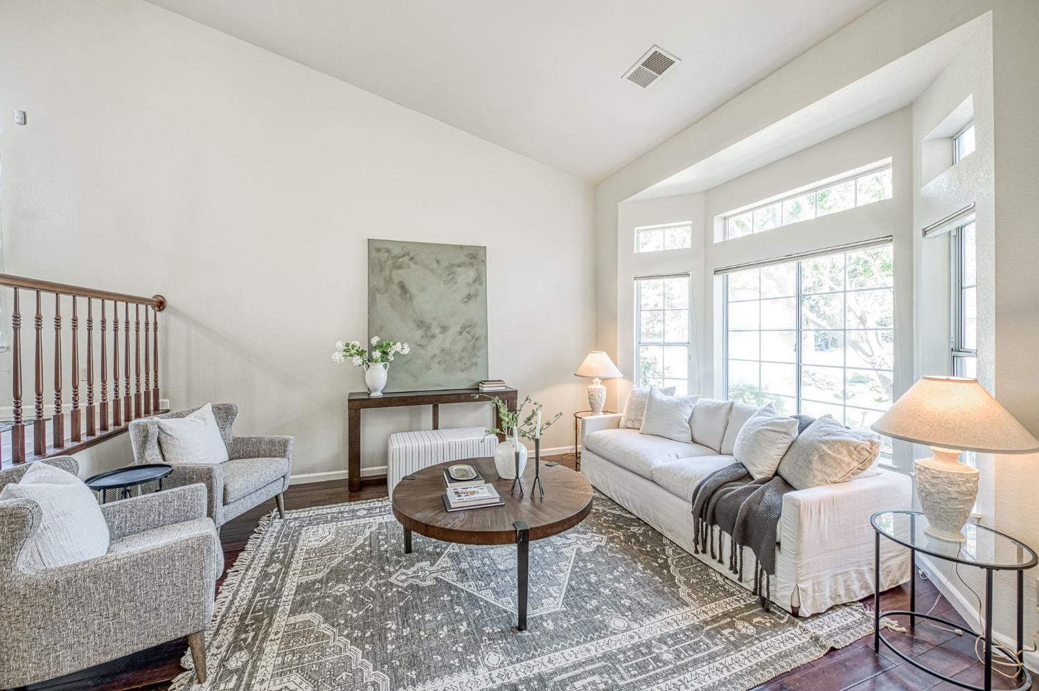 1170 N Homsy Ave, Clovis, CA 93611