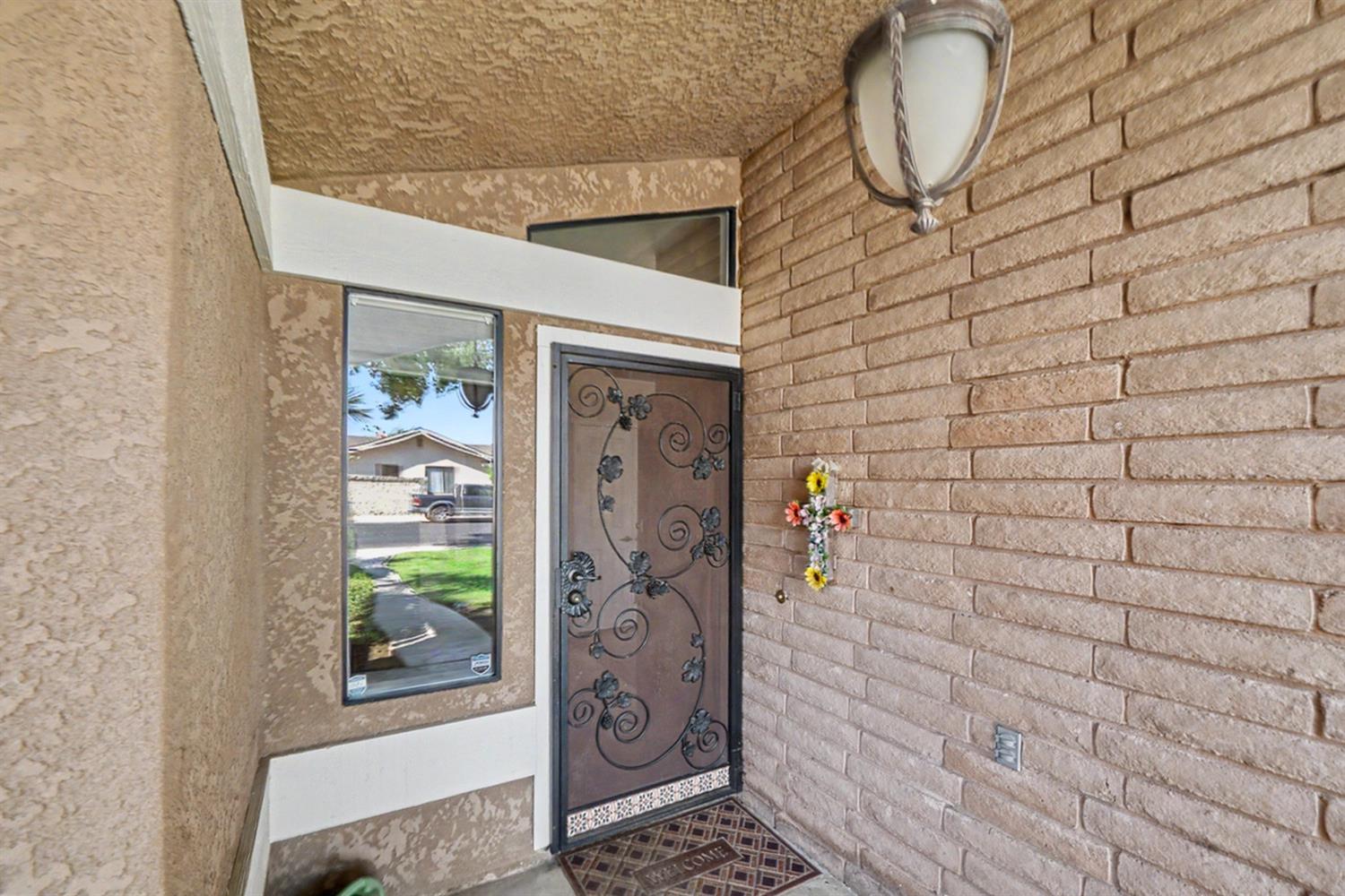 2140 Ellery Ave, Clovis, CA 93611