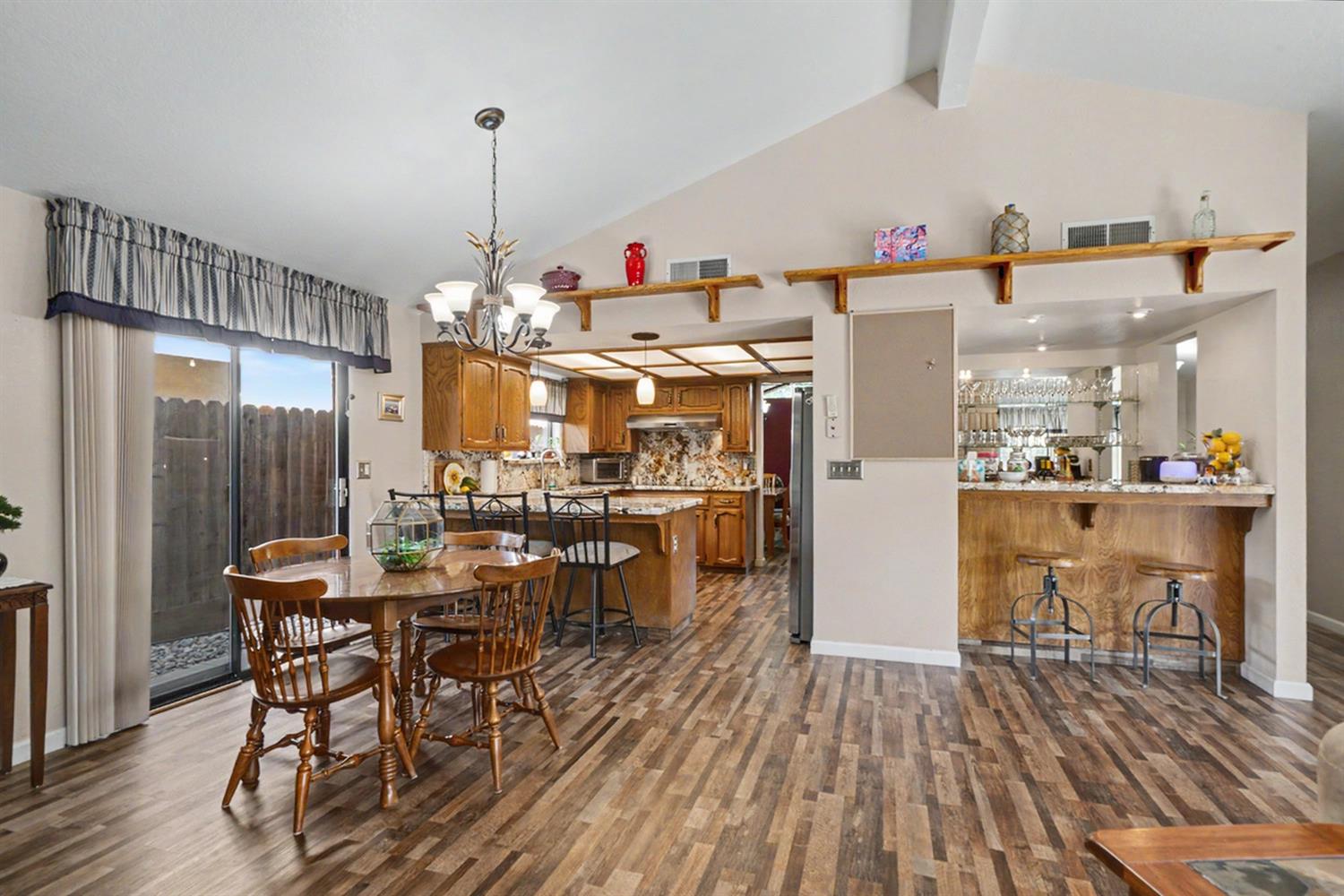 2140 Ellery Ave, Clovis, CA 93611