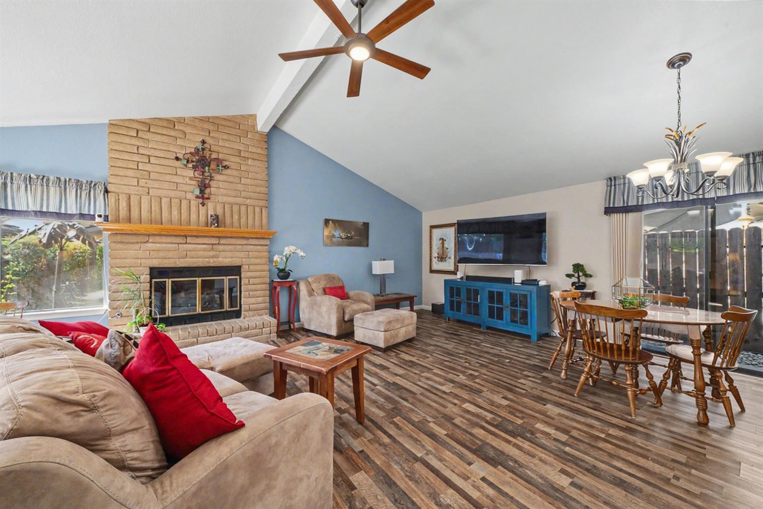 2140 Ellery Ave, Clovis, CA 93611