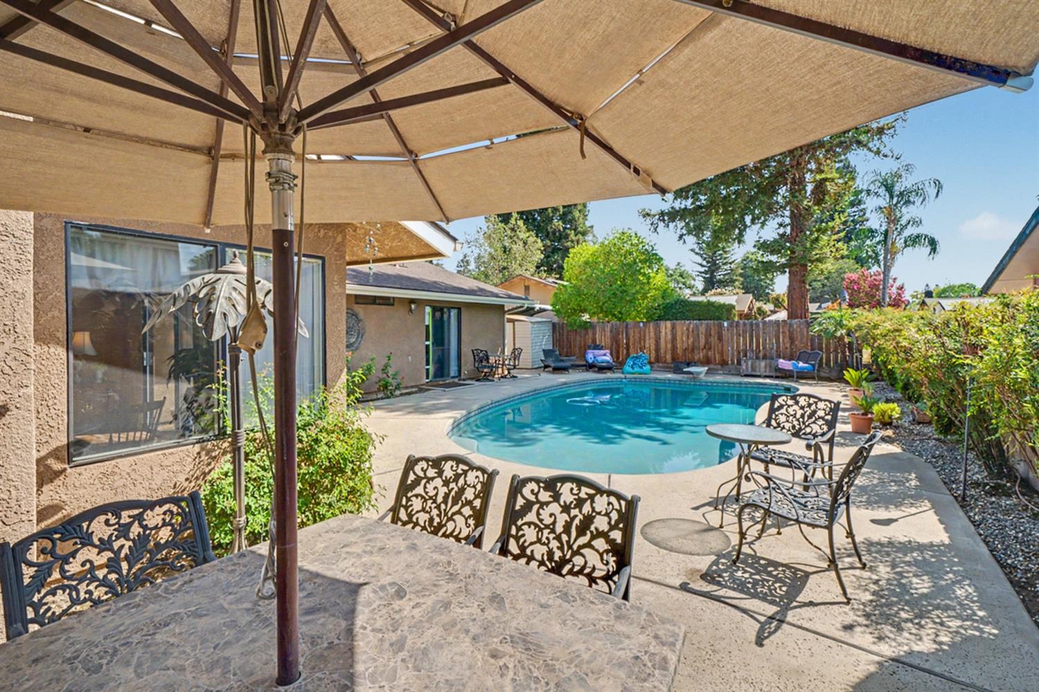 2140 Ellery Ave, Clovis, CA 93611