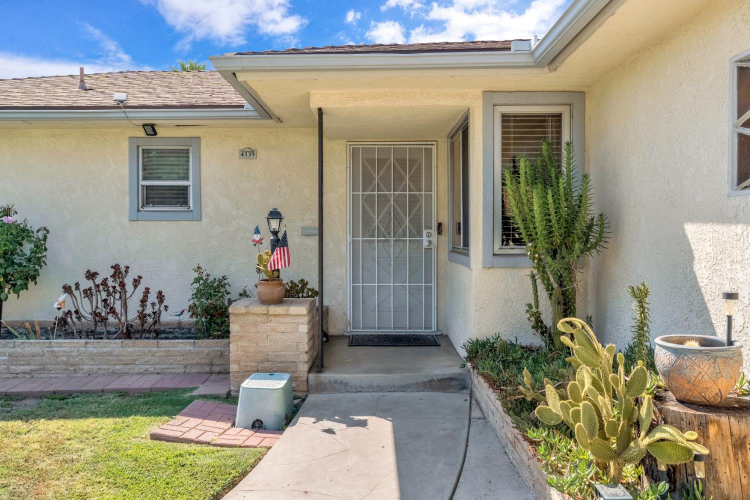 4539 N Sherman St, Fresno, CA 93726