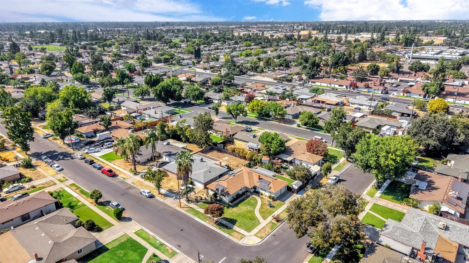 4539 N Sherman St, Fresno, CA 93726