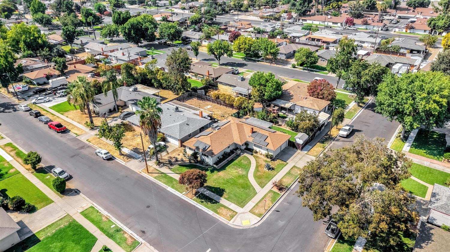 4539 N Sherman St, Fresno, CA 93726