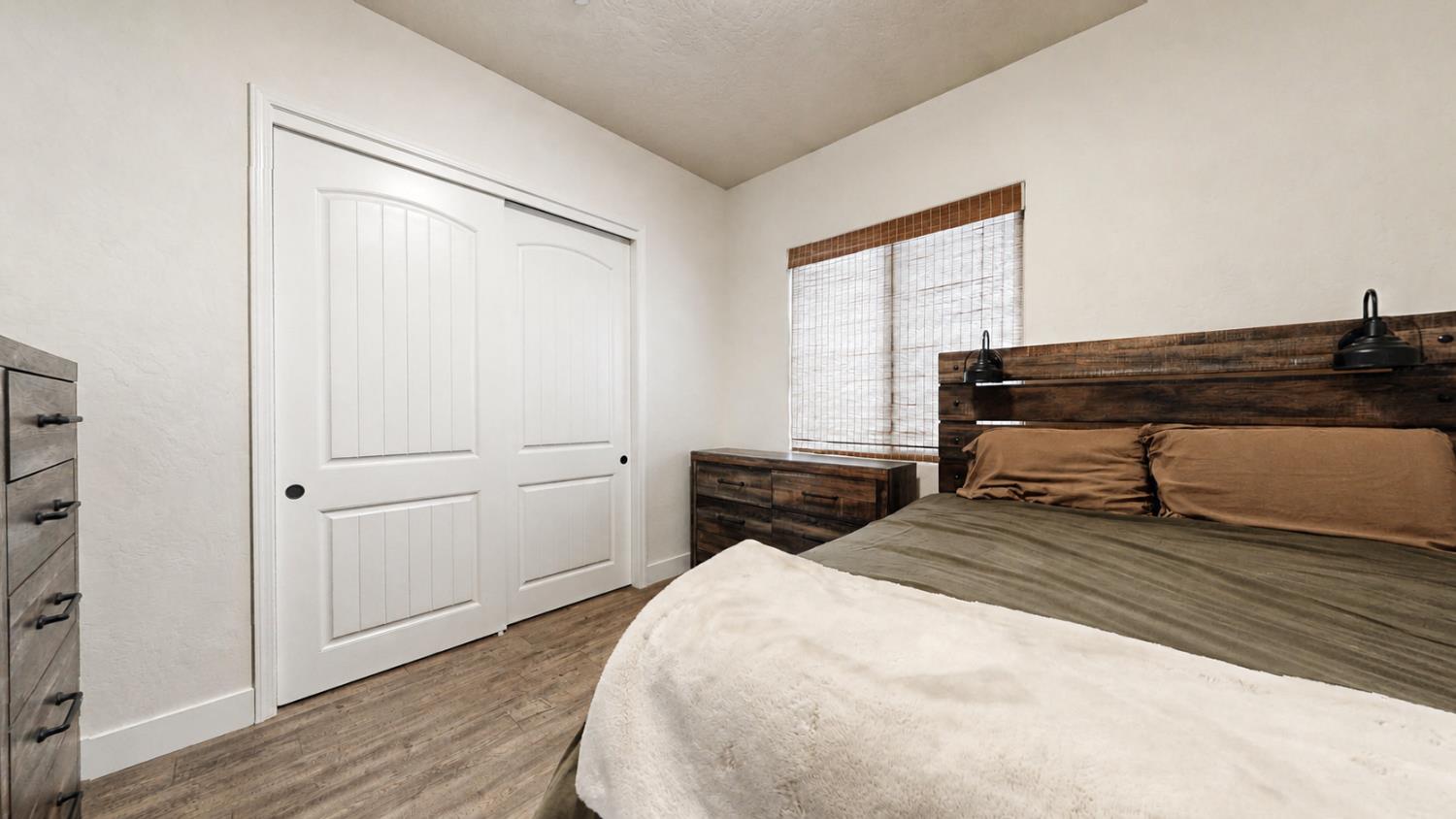 10963 E Egret, Clovis, CA 93619