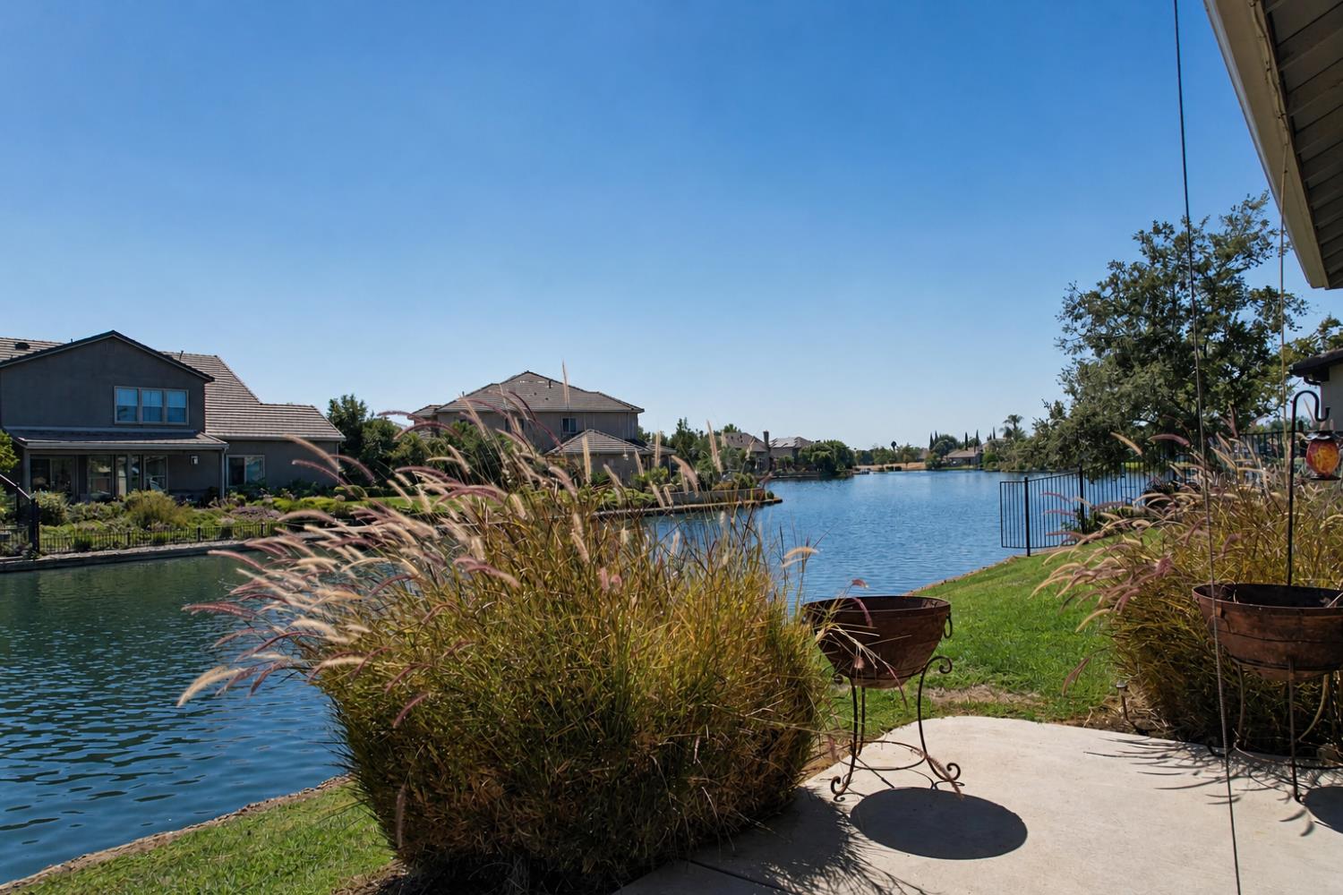 10963 E Egret, Clovis, CA 93619