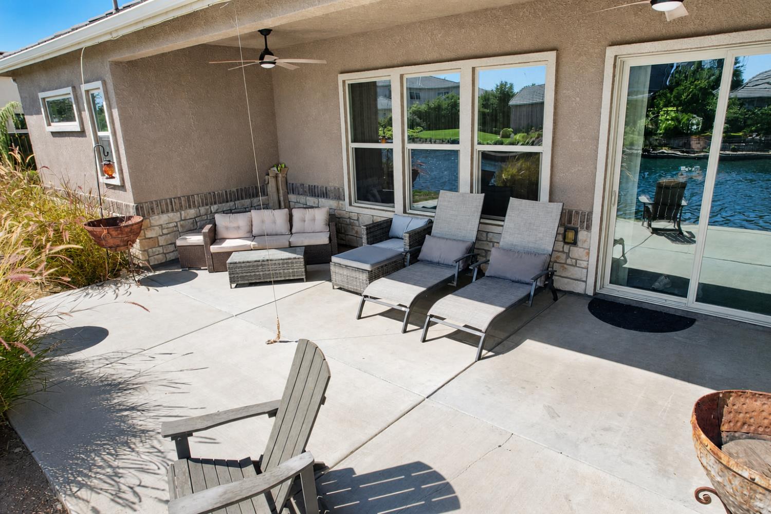 10963 E Egret, Clovis, CA 93619