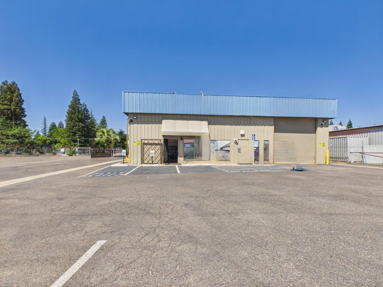 10204 Highway 41, Madera, CA 93636