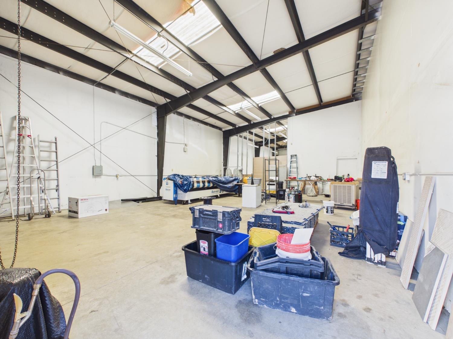 10204 Highway 41, Madera, CA 93636