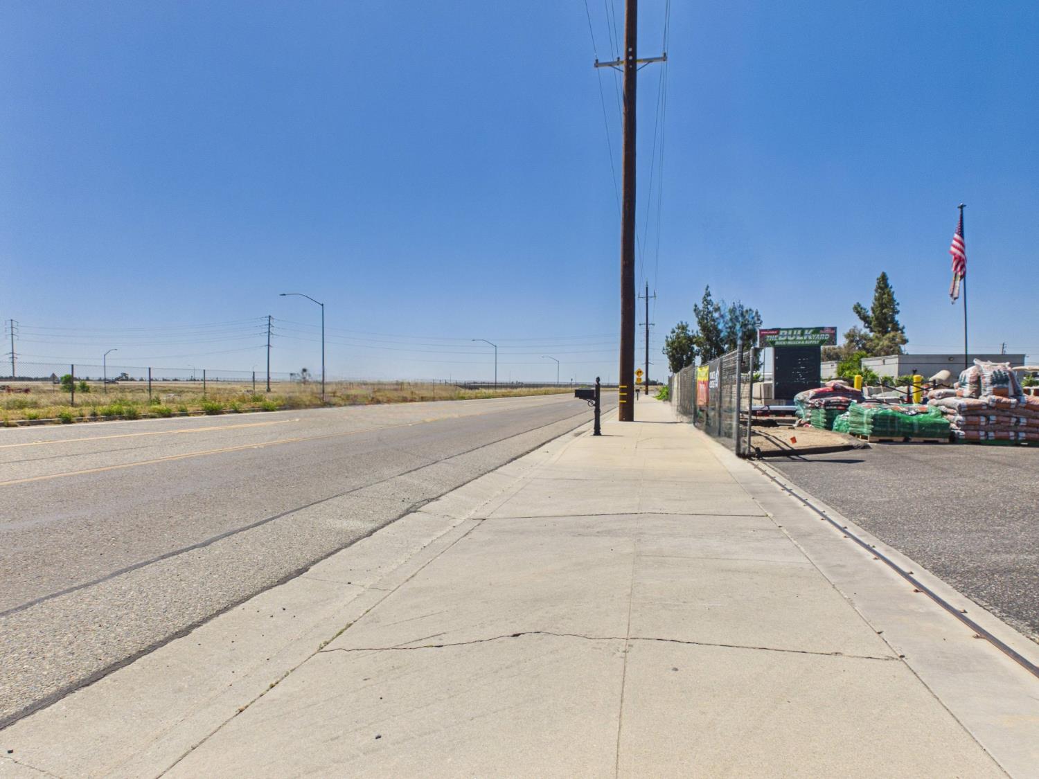 10204 Highway 41, Madera, CA 93636