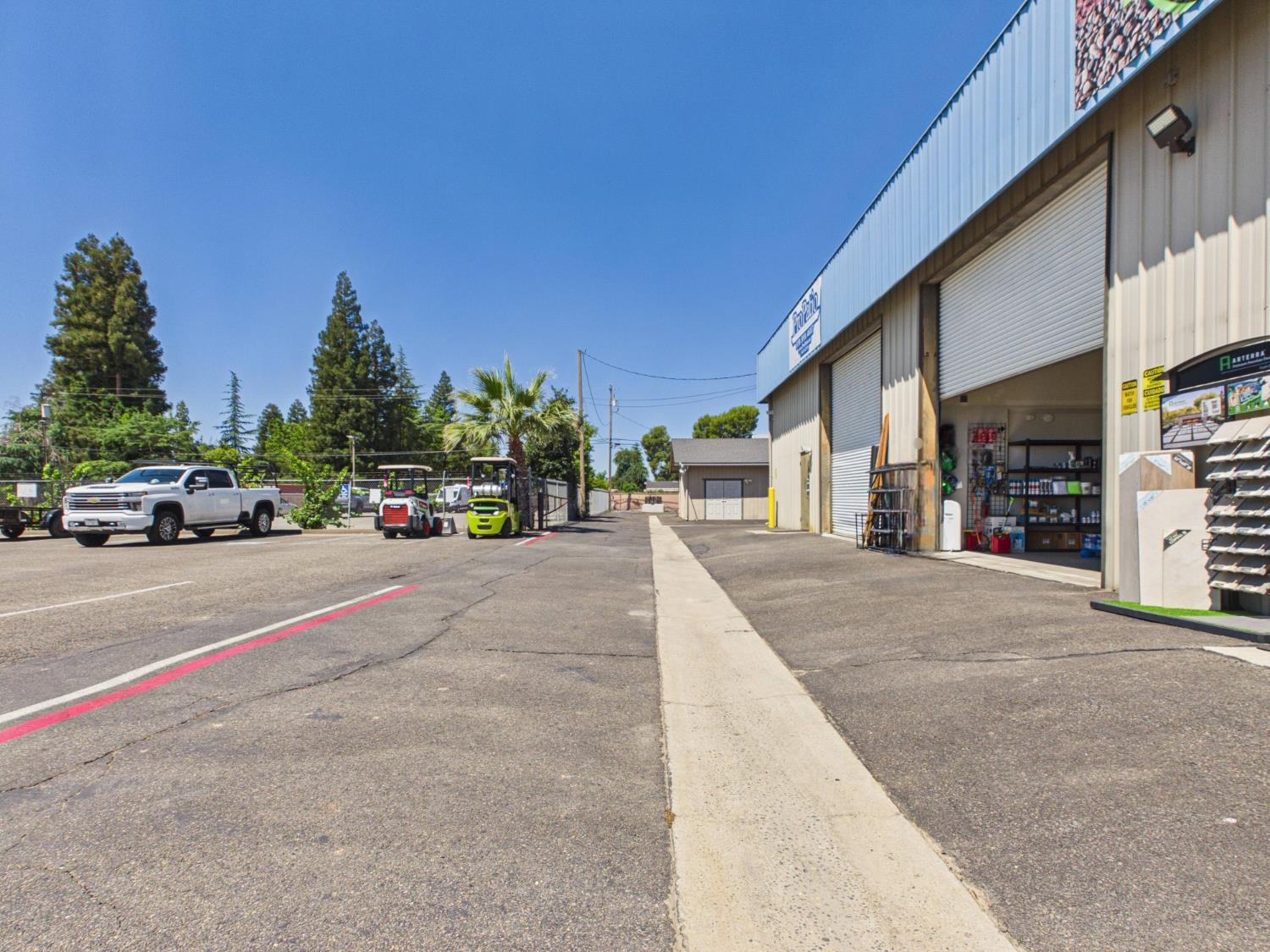 10204 Highway 41, Madera, CA 93636