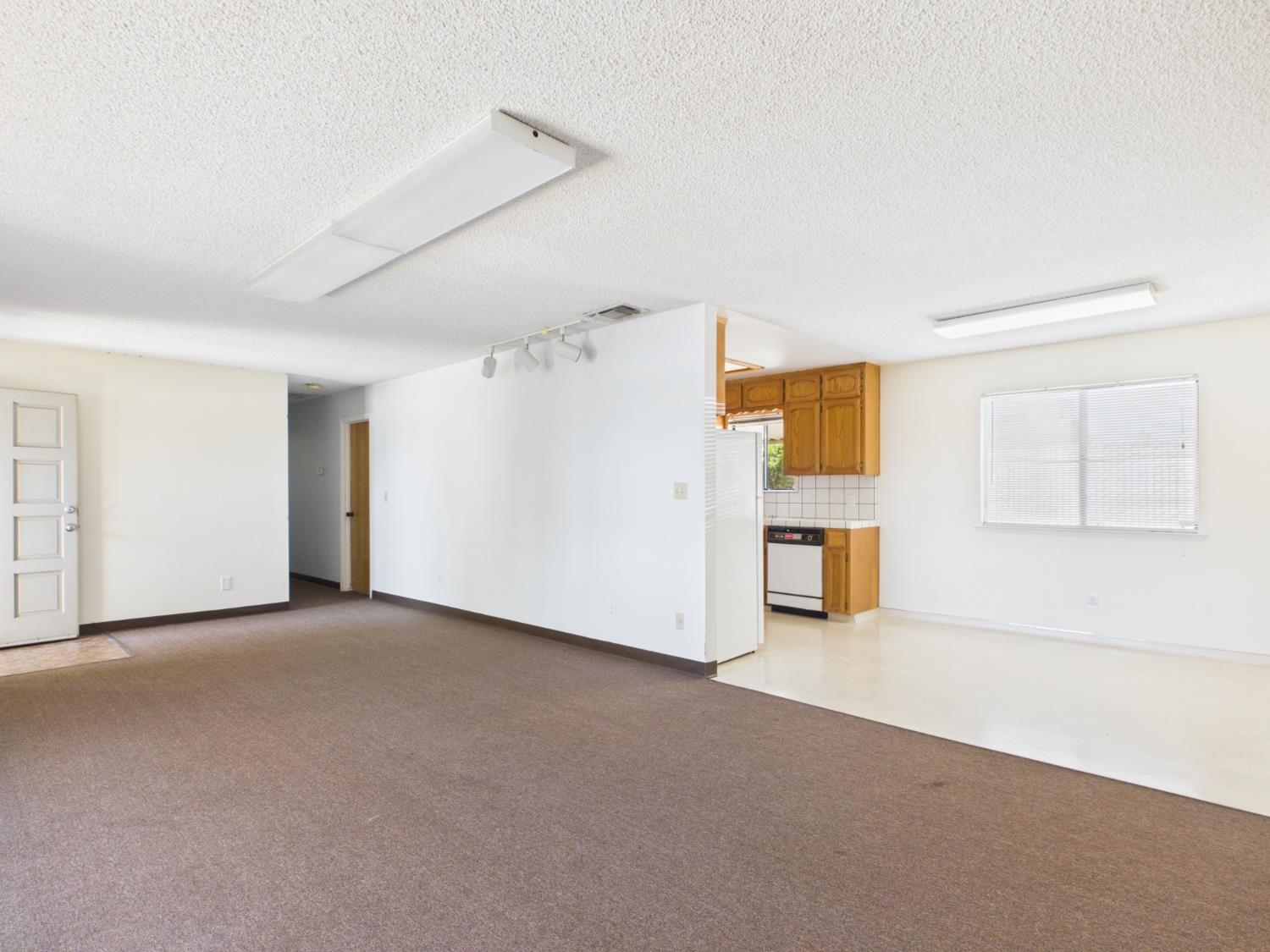 10204 Highway 41, Madera, CA 93636