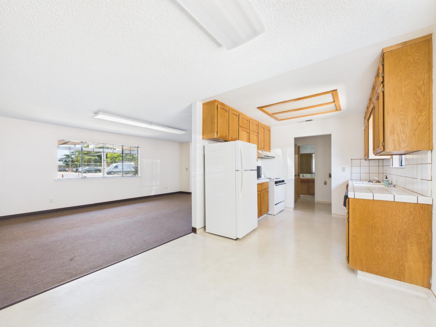 10204 Highway 41, Madera, CA 93636