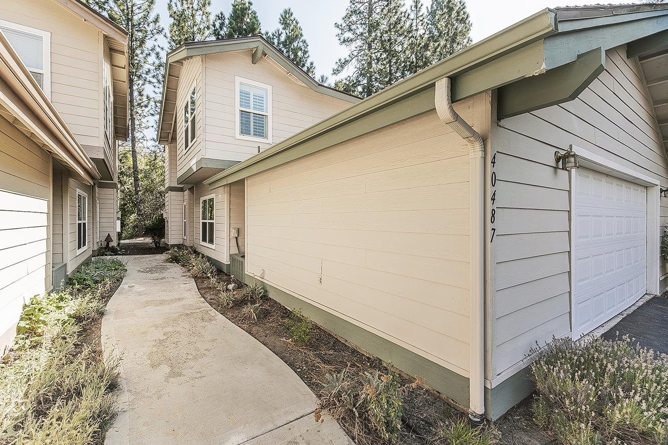 40487 Road 222, Bass Lake, CA 93604