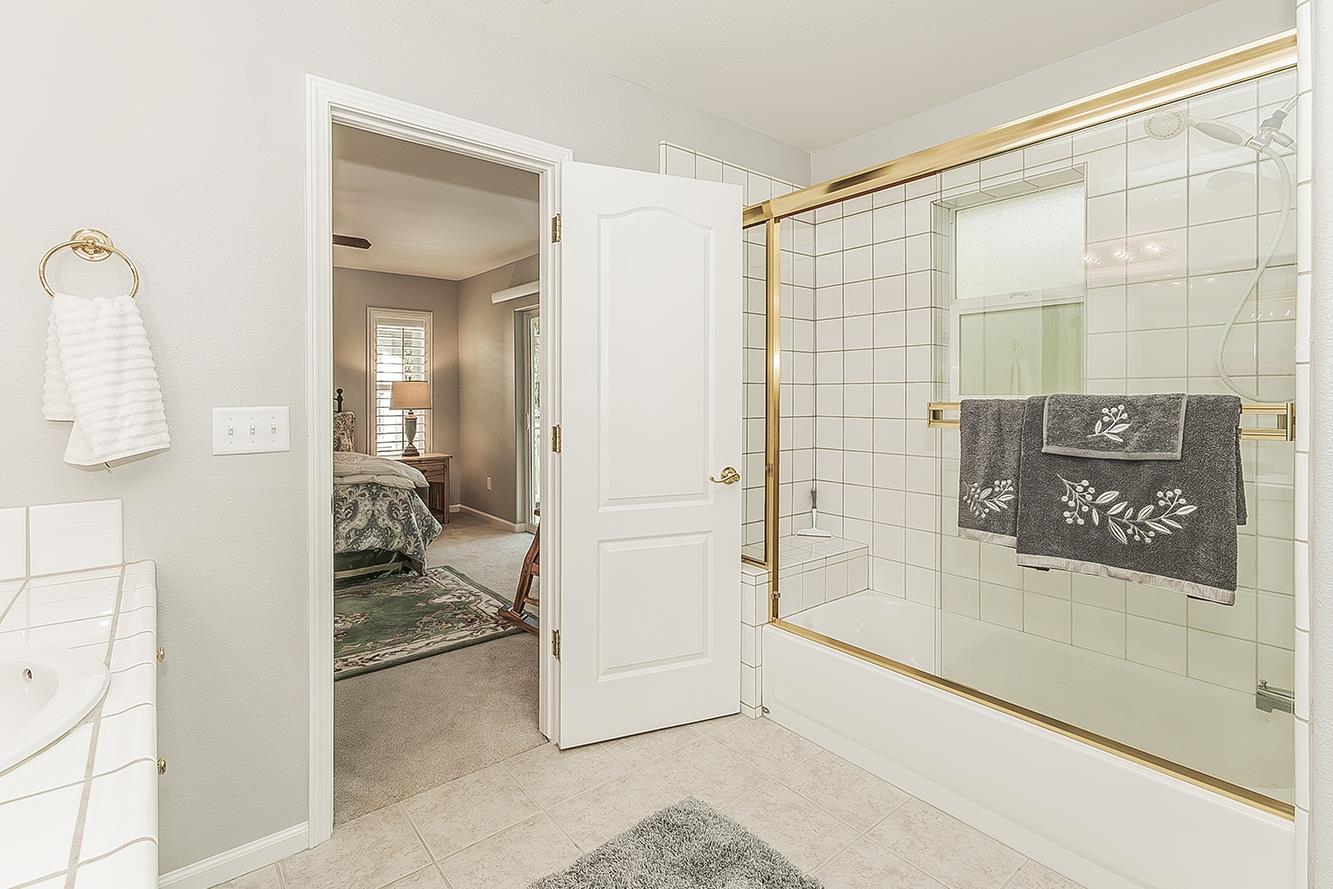 40487 Road 222, Bass Lake, CA 93604