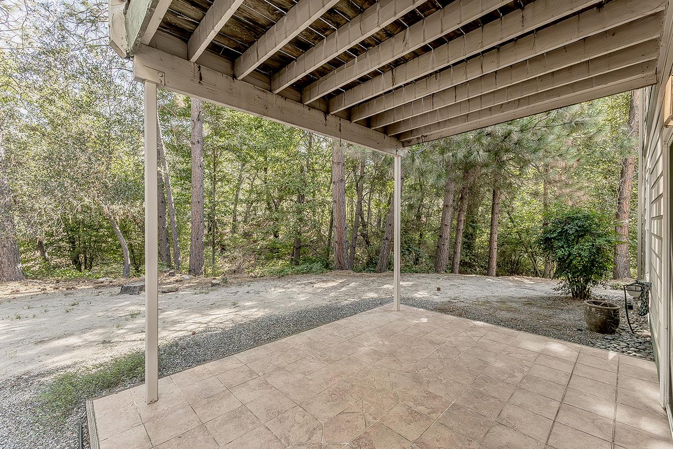 40487 Road 222, Bass Lake, CA 93604