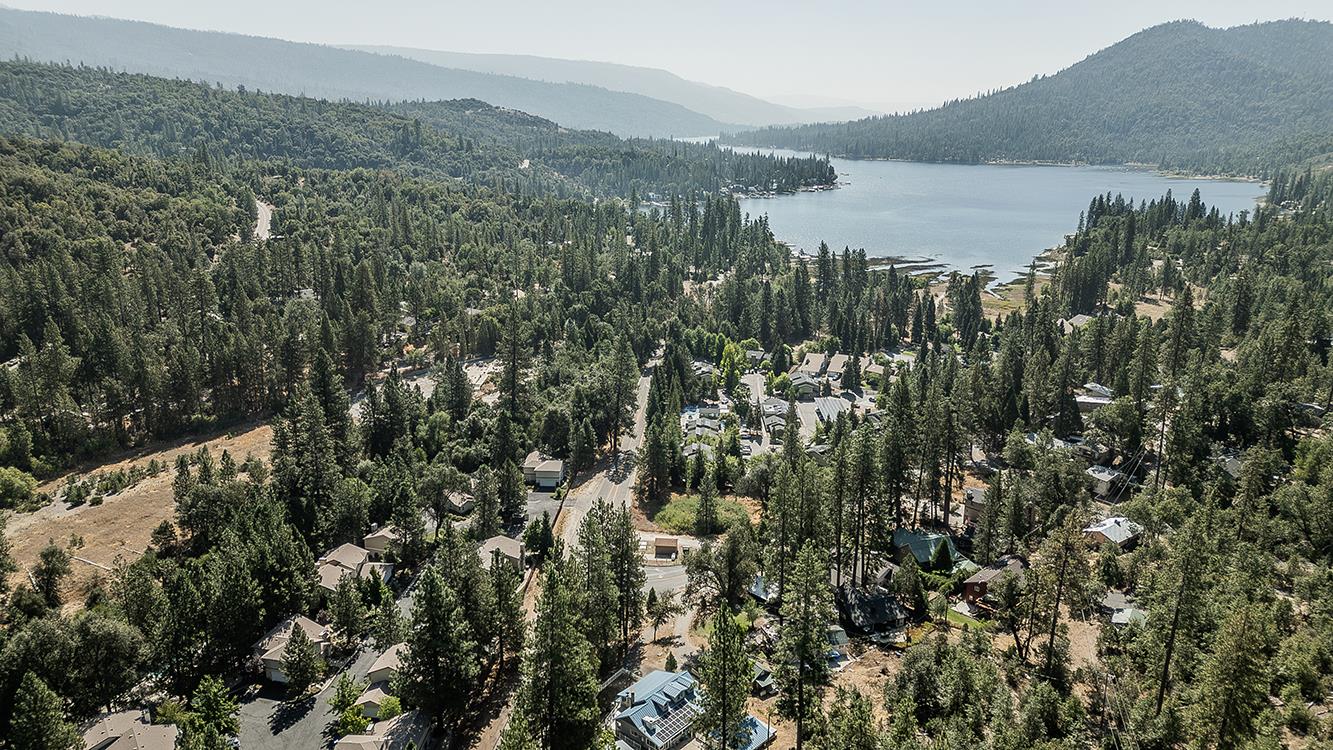 40487 Road 222, Bass Lake, CA 93604