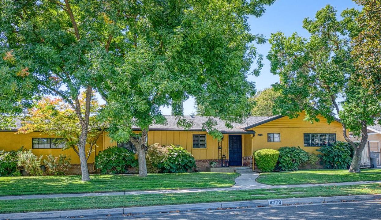 4779 N Delno Ave, Fresno, CA 93705