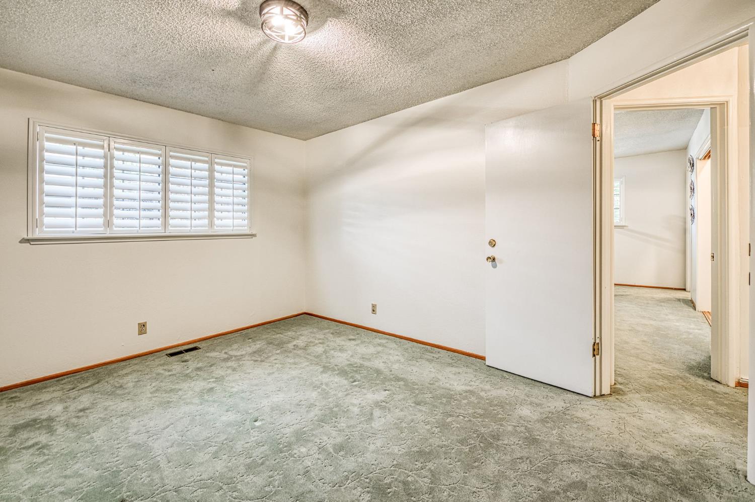 4779 N Delno Ave, Fresno, CA 93705