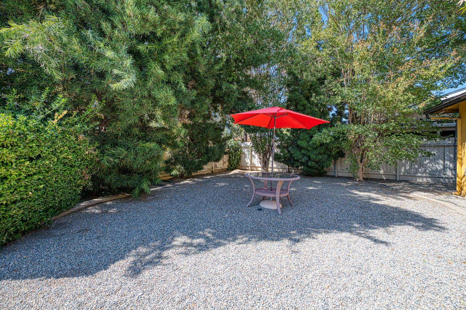 4779 N Delno Ave, Fresno, CA 93705