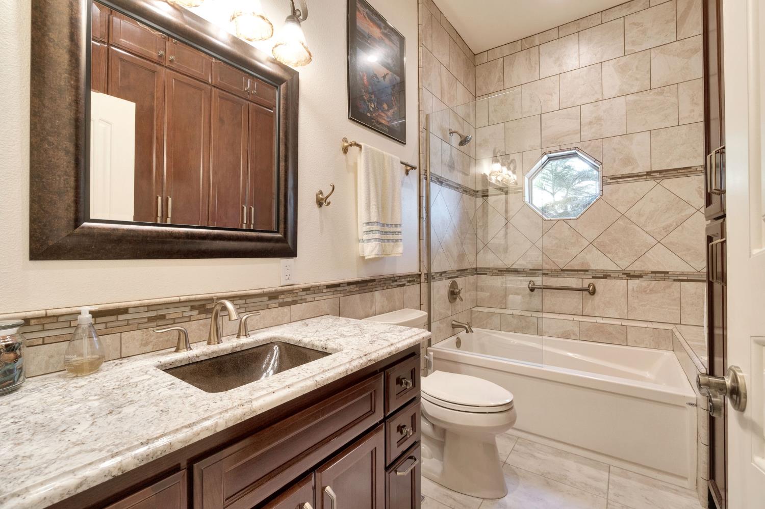 34310 Barn Owl Rd, Raymond, CA 93653
