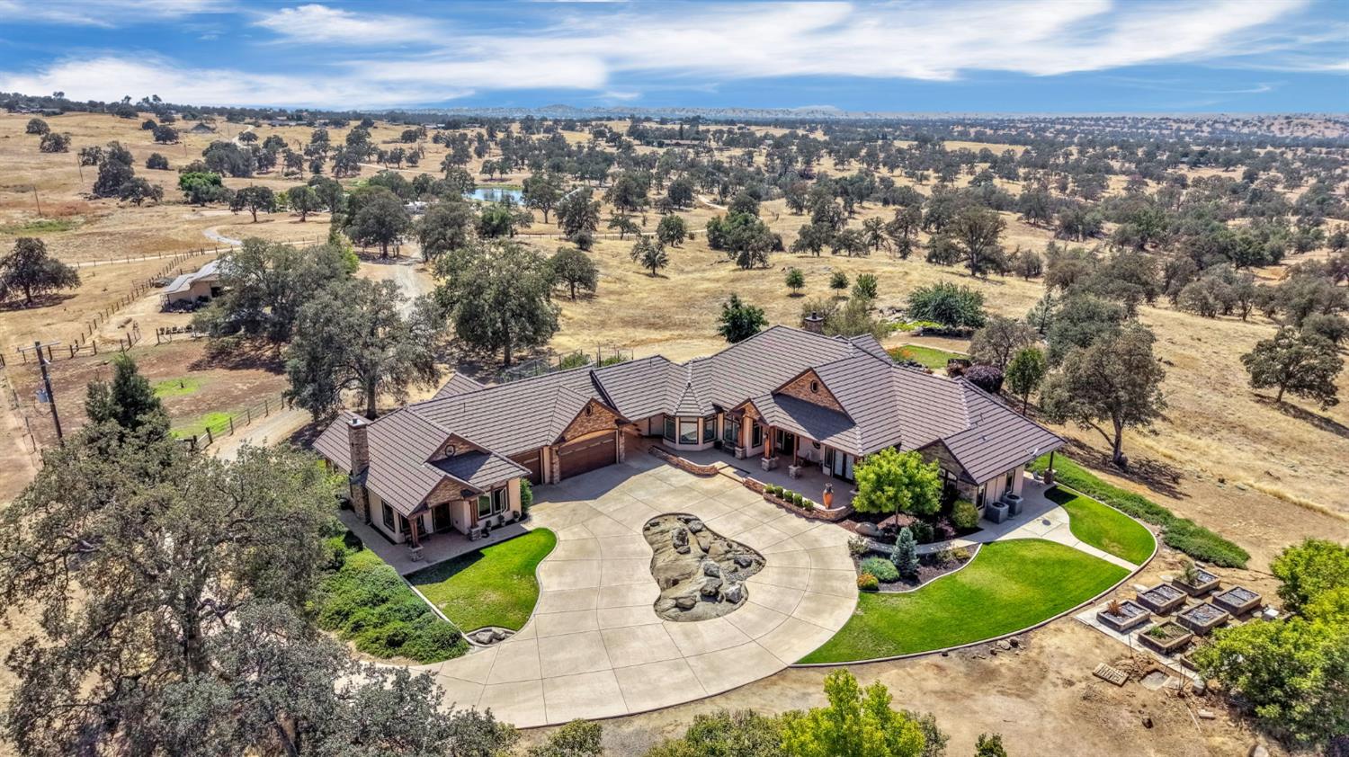 34310 Barn Owl Rd, Raymond, CA 93653