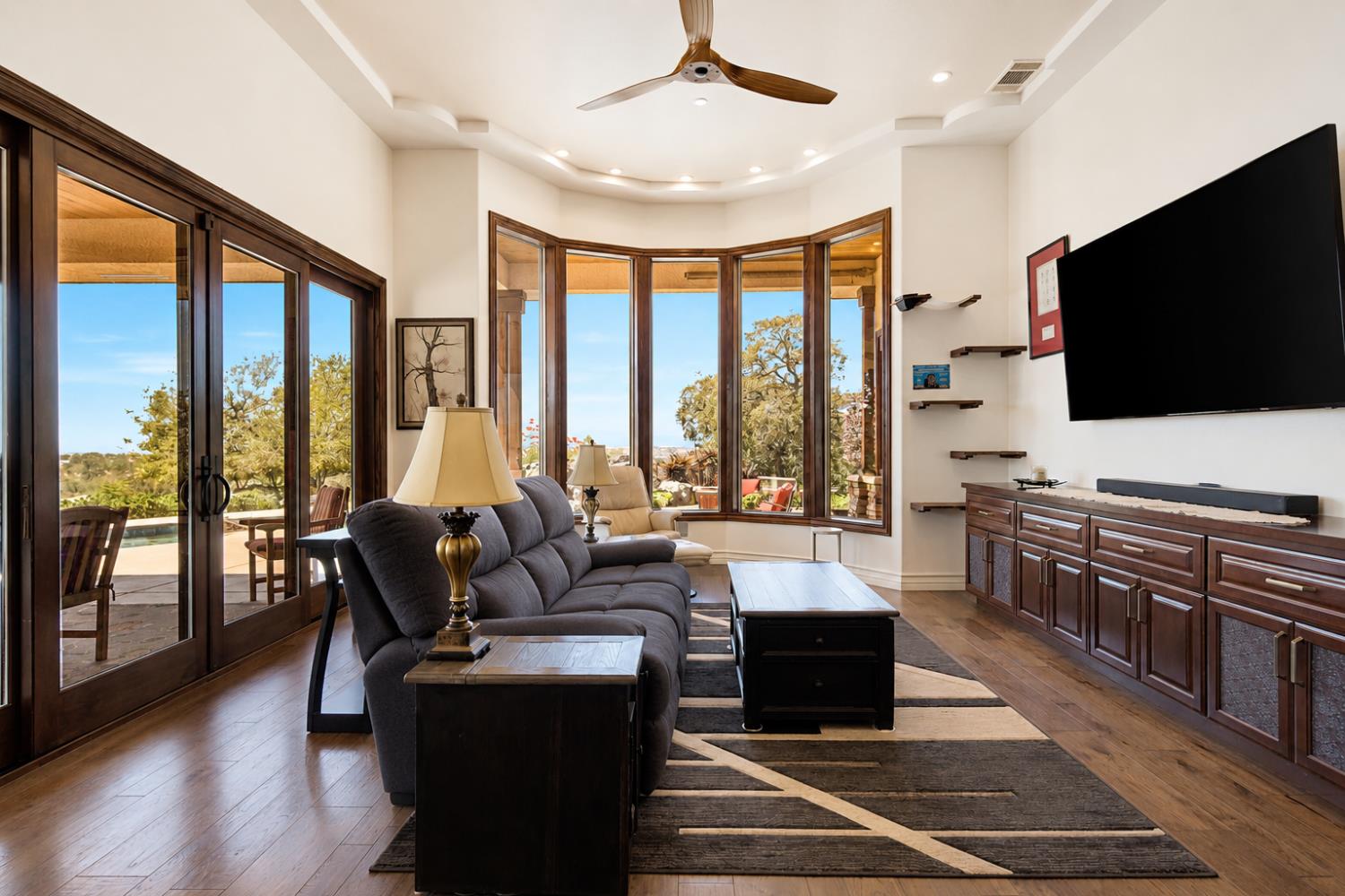 34310 Barn Owl Rd, Raymond, CA 93653
