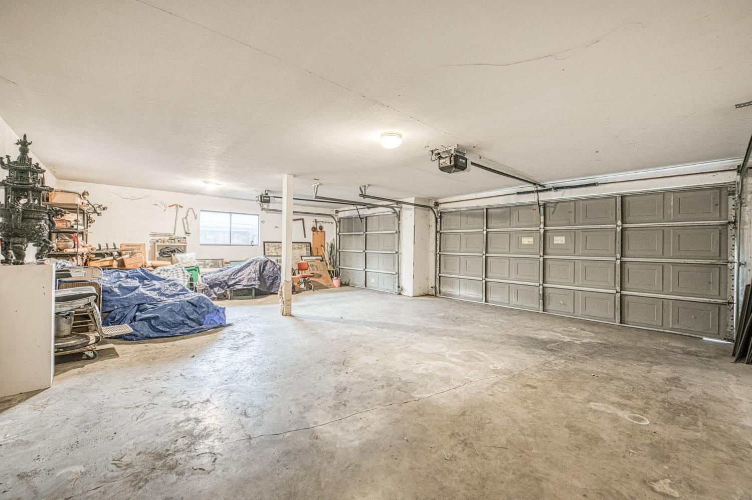 668 E Teal Cir, Fresno, CA 93730