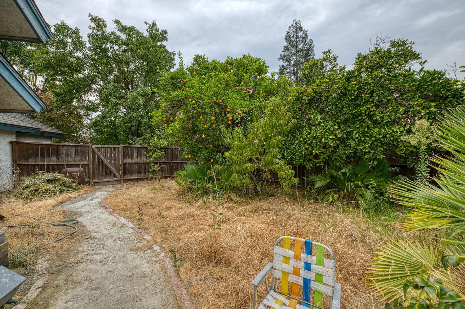 668 E Teal Cir, Fresno, CA 93730
