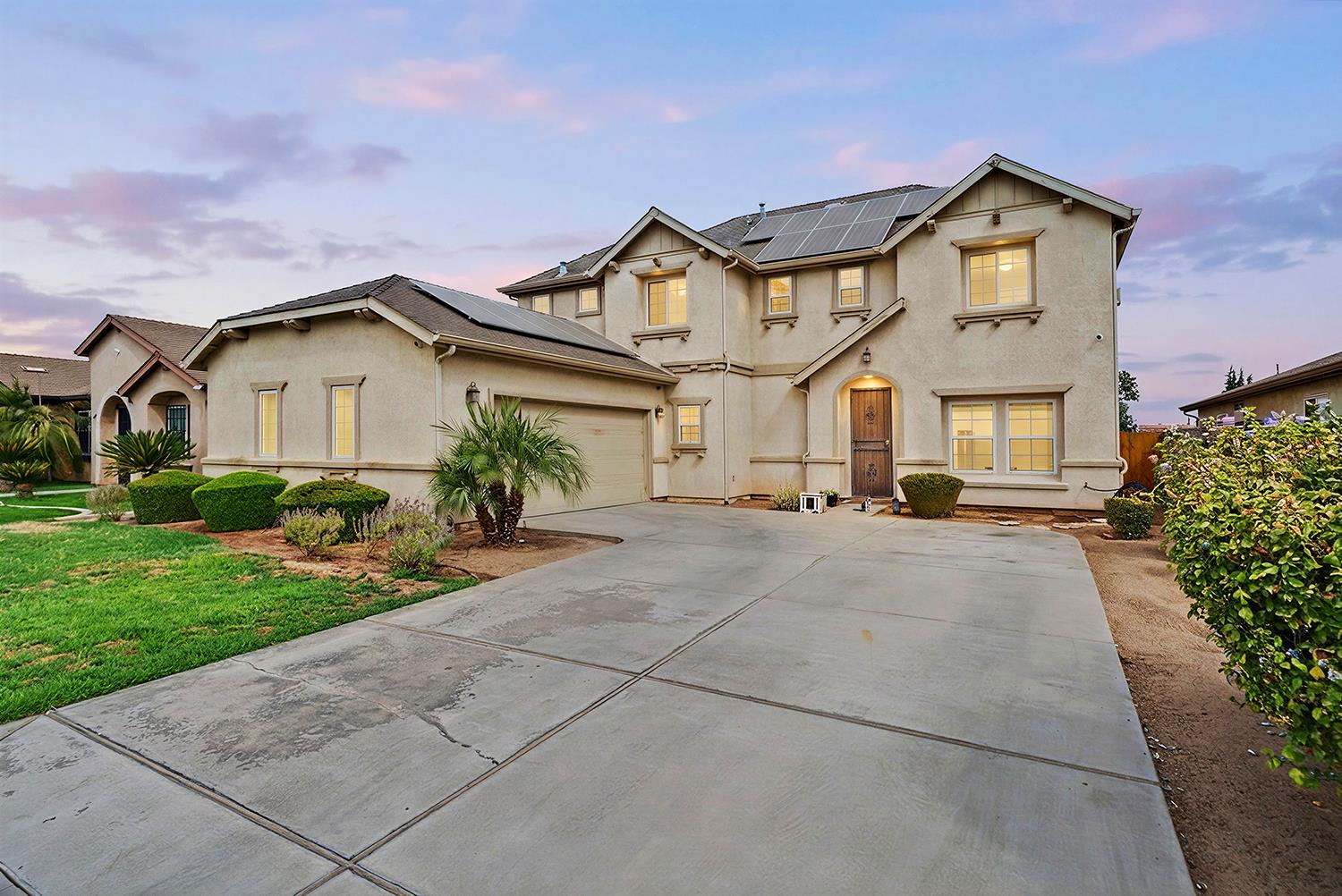 5292 W Cotton Ave, Fresno, CA 93722