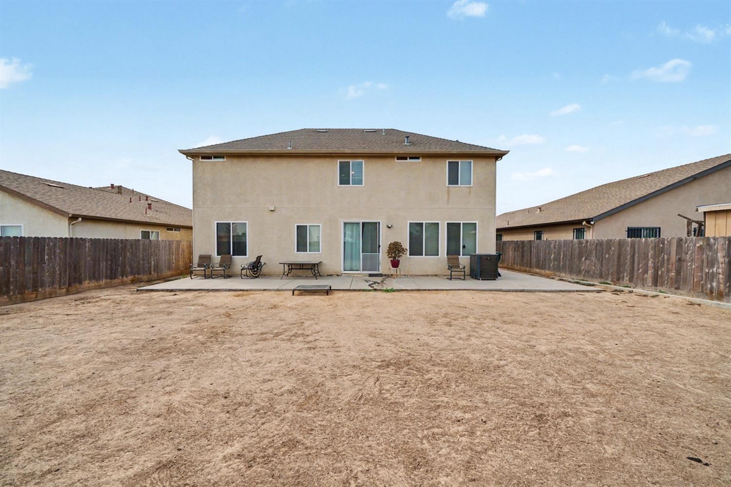 5292 W Cotton Ave, Fresno, CA 93722