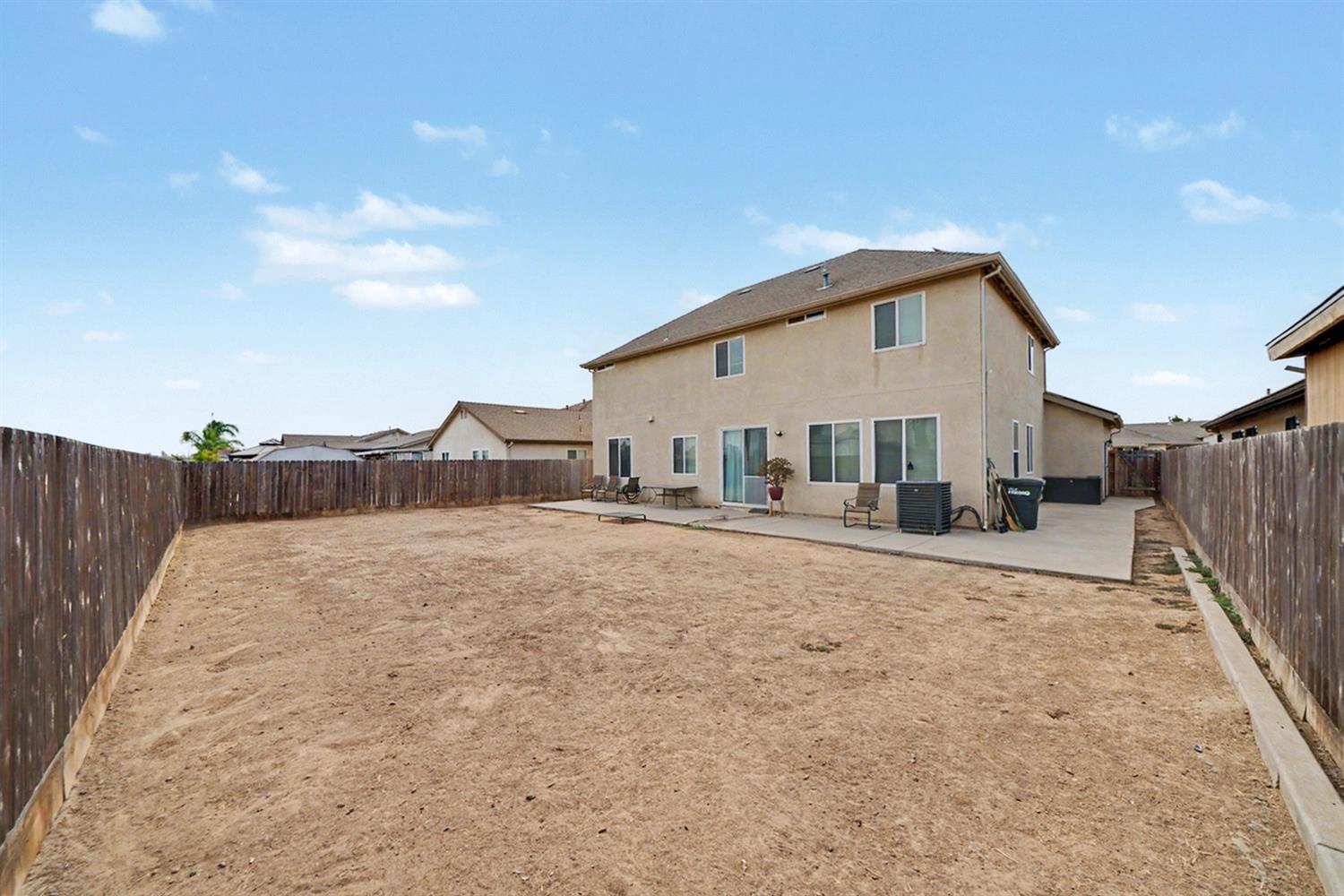 5292 W Cotton Ave, Fresno, CA 93722