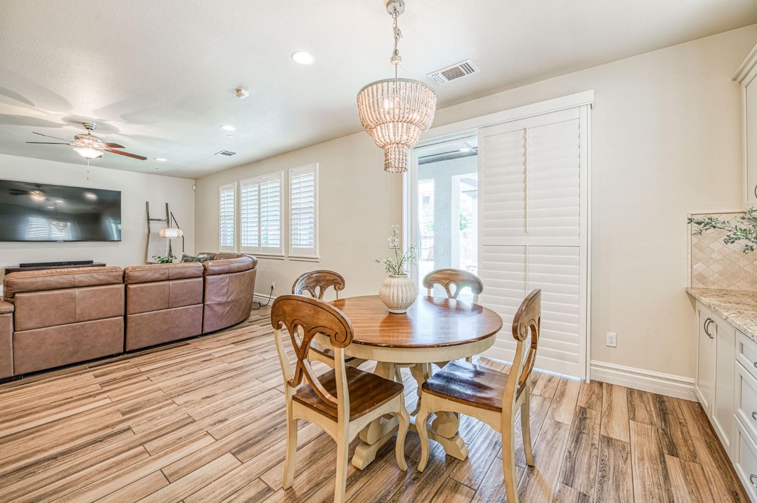 1266 N Redington Ave, Clovis, CA 93619