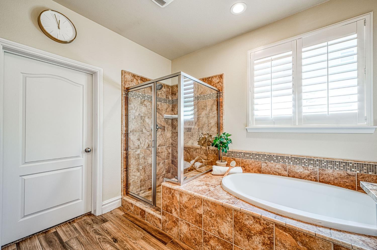 1266 N Redington Ave, Clovis, CA 93619