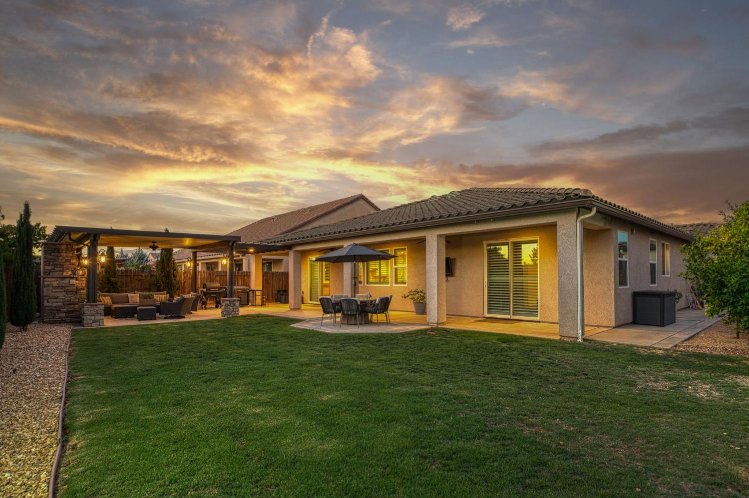 1266 N Redington Ave, Clovis, CA 93619