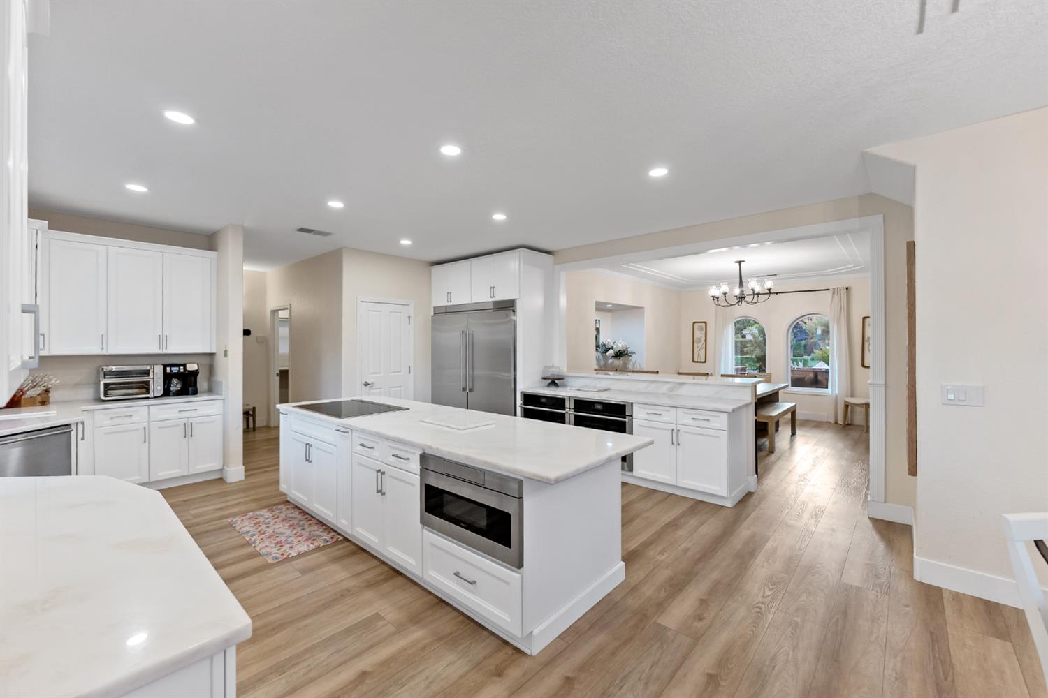 6054 N Woodson Ave, Fresno, CA 93711