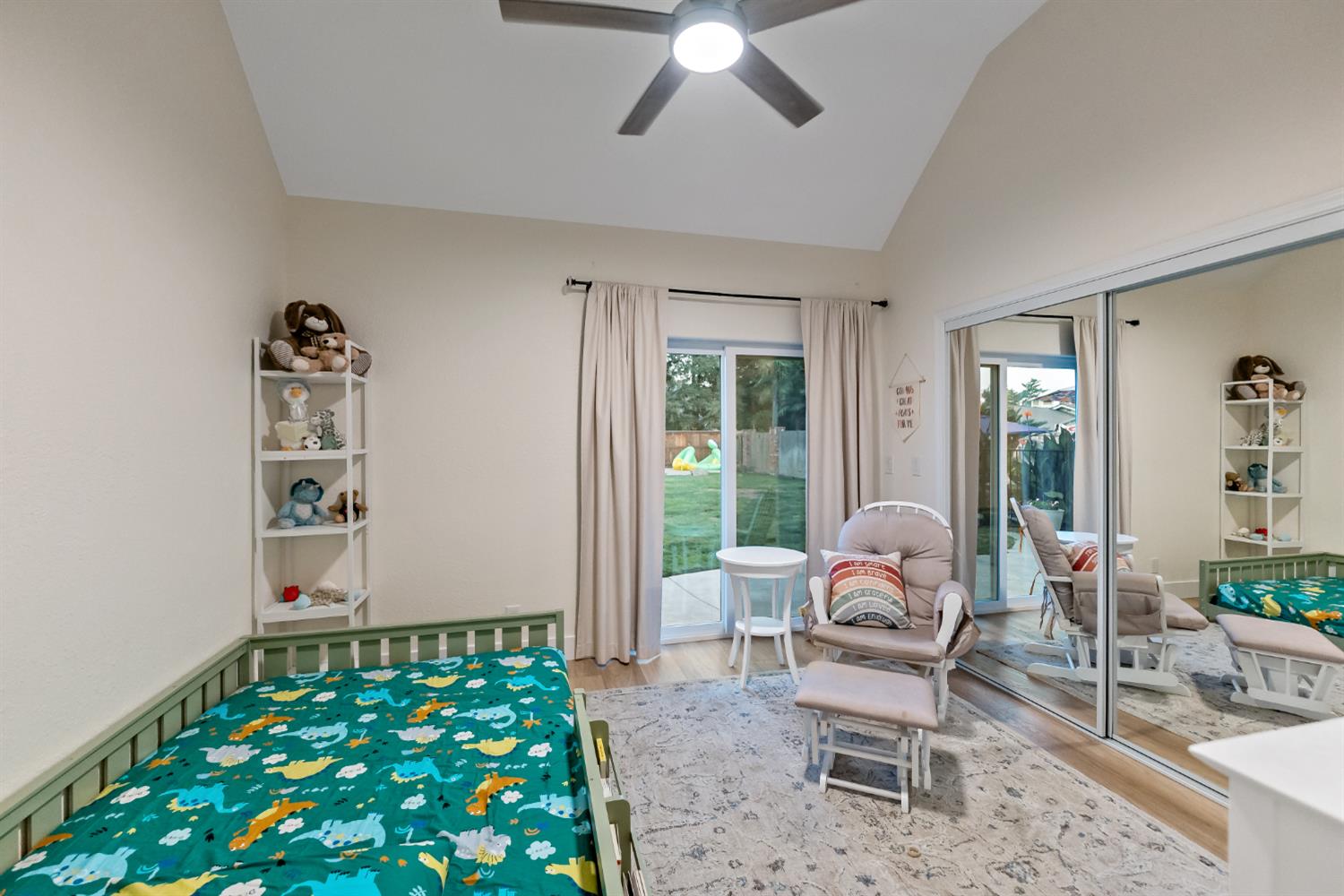 6054 N Woodson Ave, Fresno, CA 93711