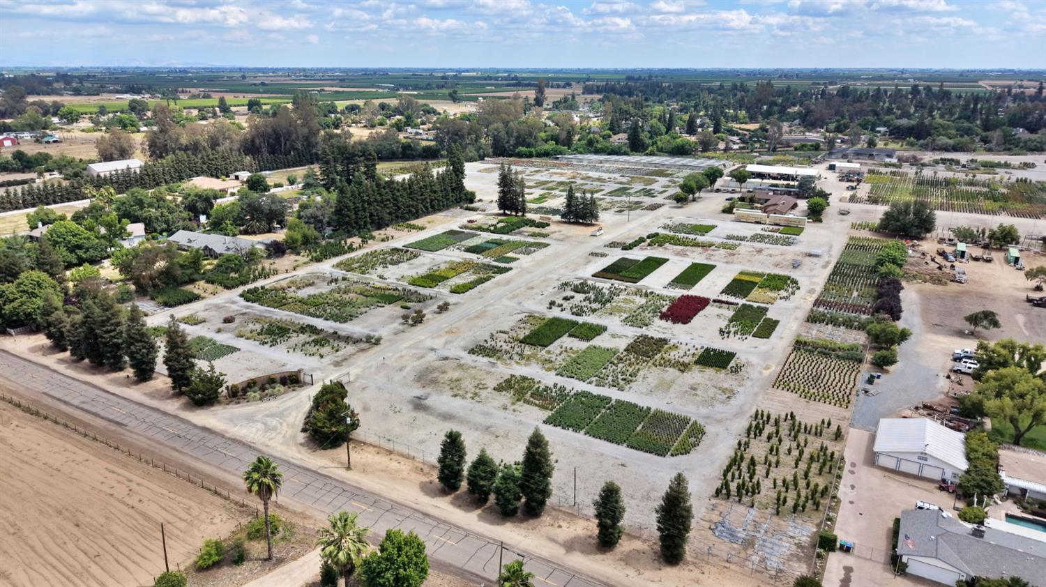 8575 E Olive Ave, Fresno, CA 93737