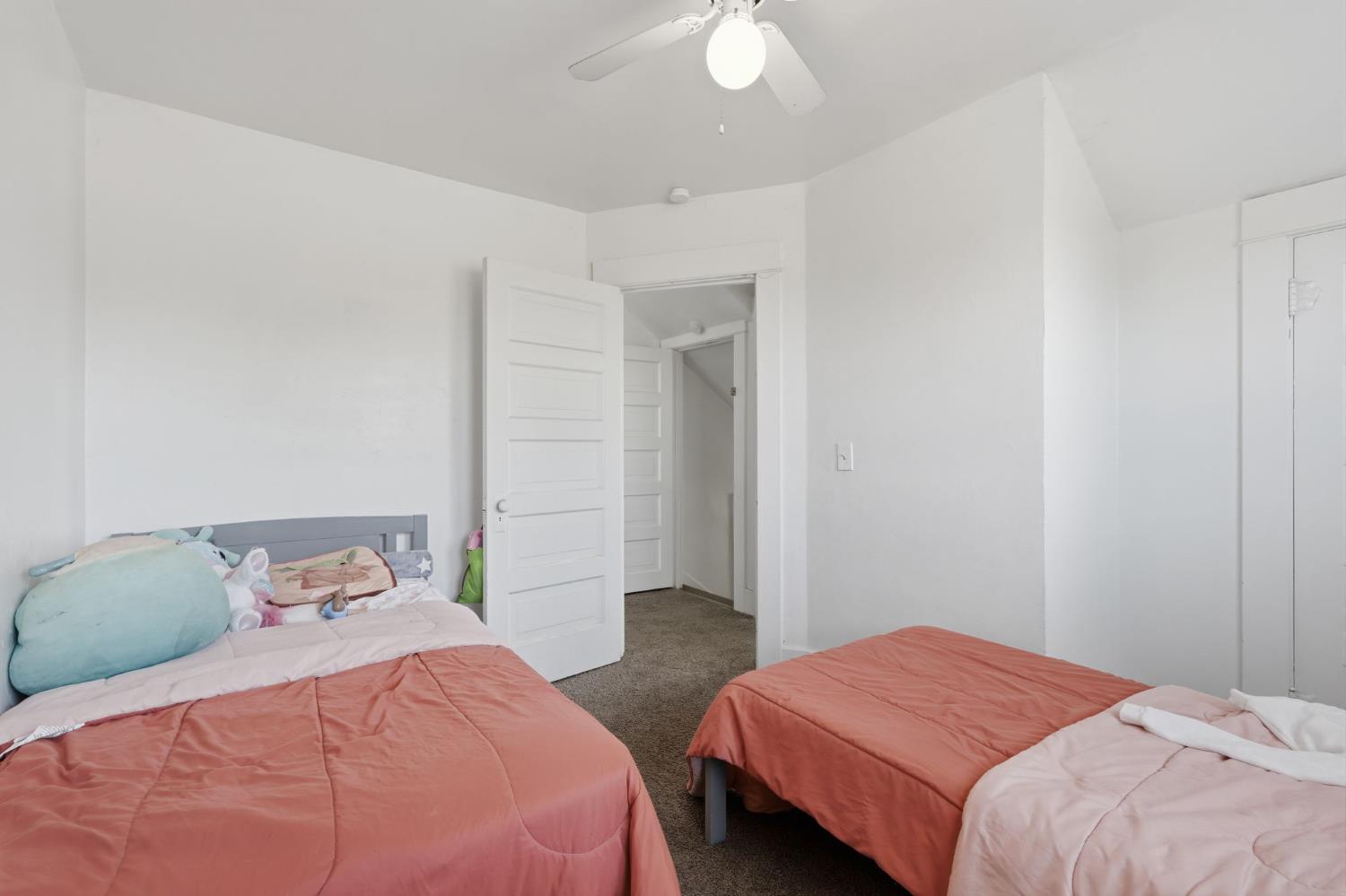 17481 Idaho Ave, Lemoore, CA 93245