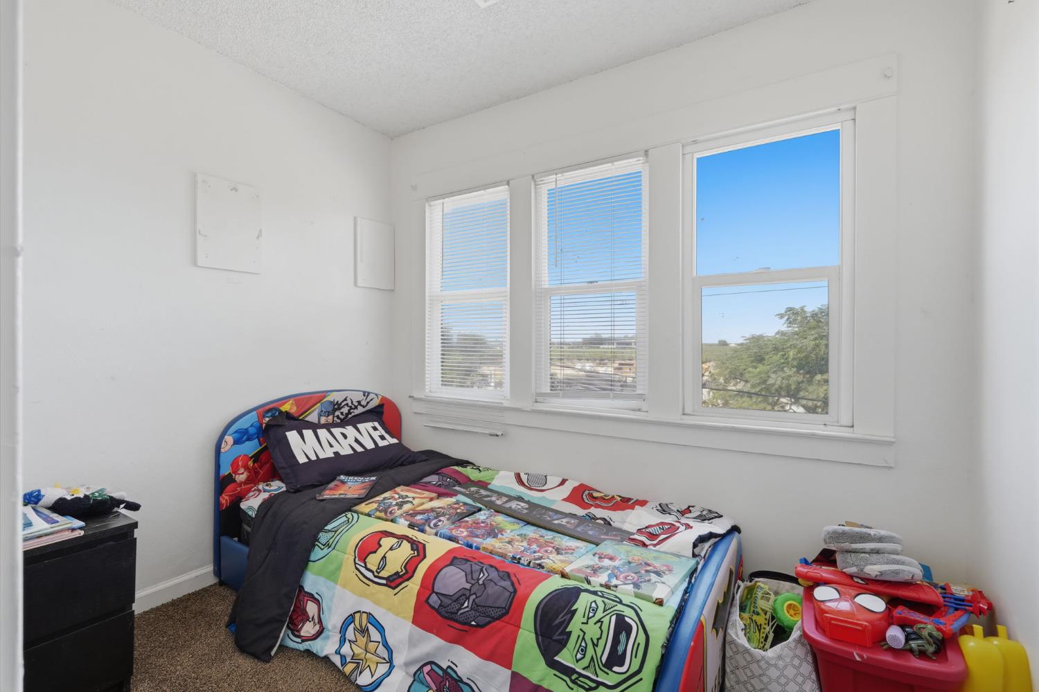 17481 Idaho Ave, Lemoore, CA 93245
