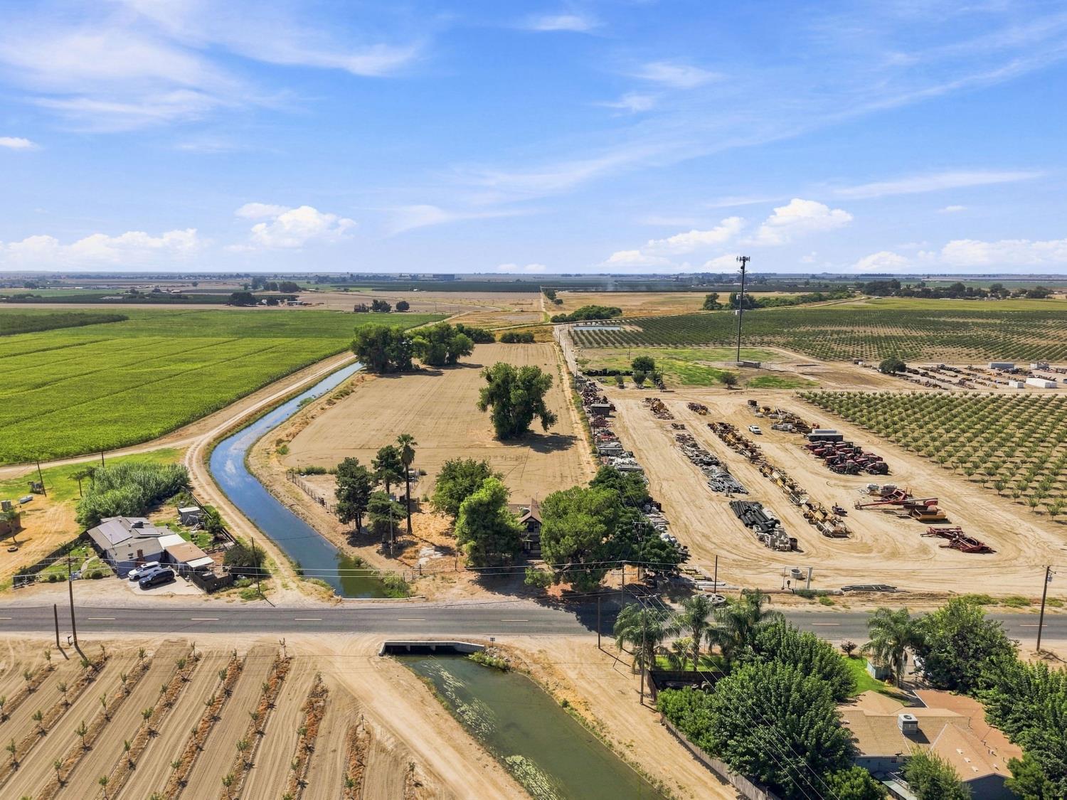 17481 Idaho Ave, Lemoore, CA 93245