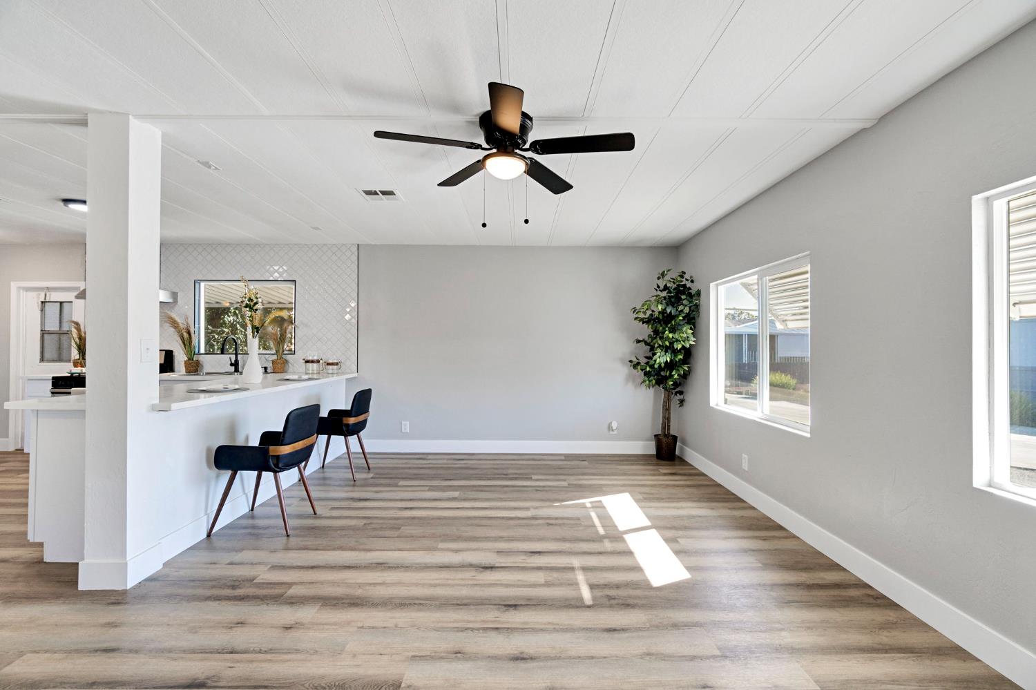 1218 E Cleveland Ave #153, Madera, CA 93638