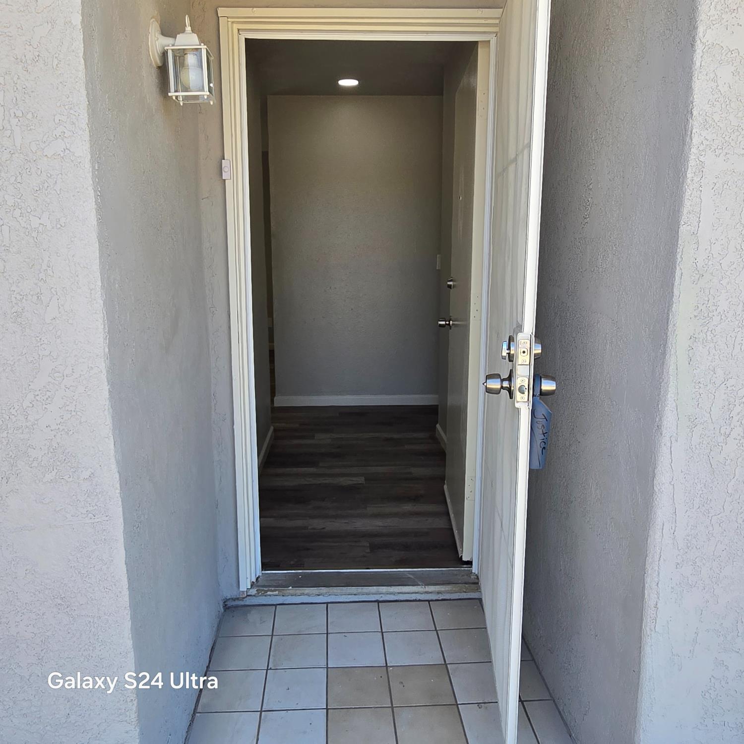 27148 Stanford Ave, Madera, CA 93637