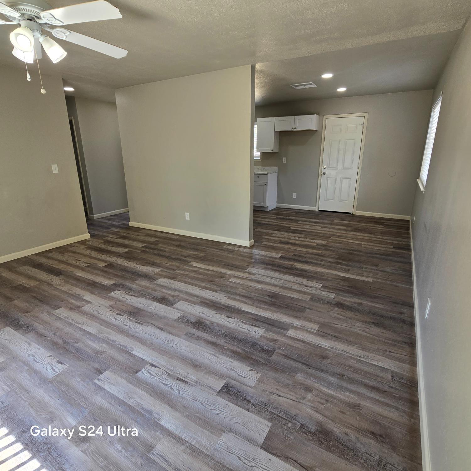 27148 Stanford Ave, Madera, CA 93637